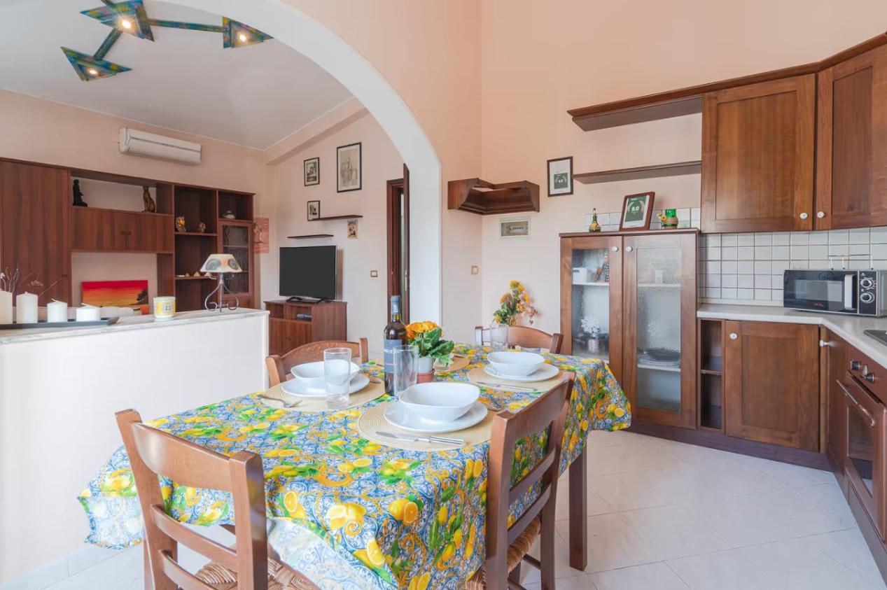 Villa Fratelli Arenella  Eksteriør billede